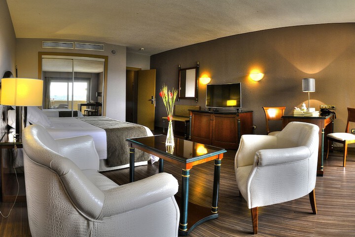 Room 21 of 72