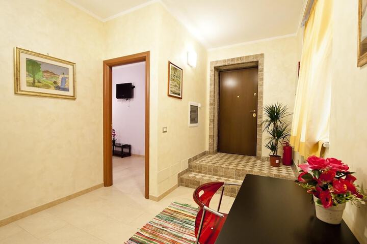 Room 26 of 35
