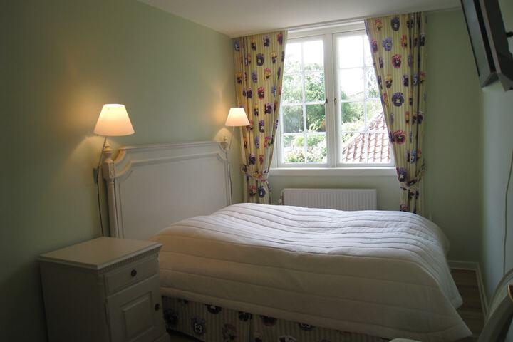 Room 20 of 80