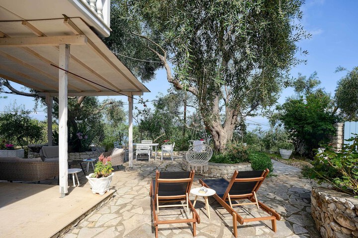 Terrace/Patio 62 of 158