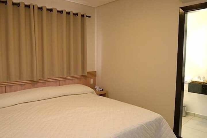 Room 7 of 49