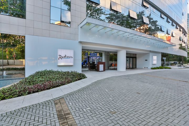 Hotel Exterior 141 of 141