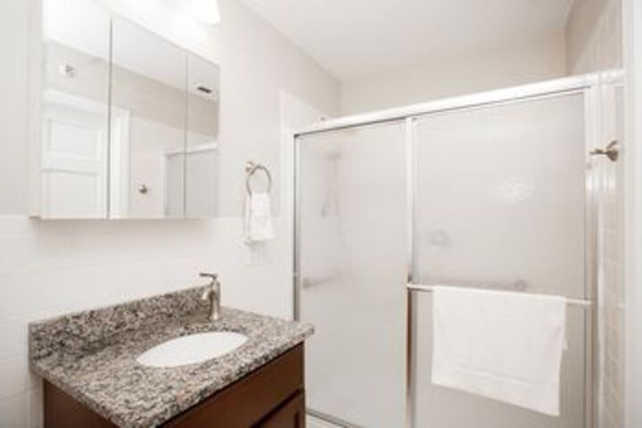 Room 3 of 21