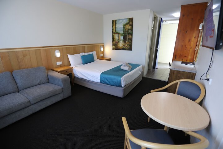 Room 7 of 56