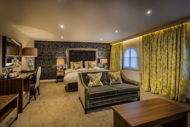 Room 15 of 65