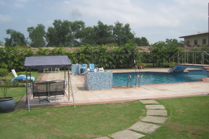 Pool 34 of 81