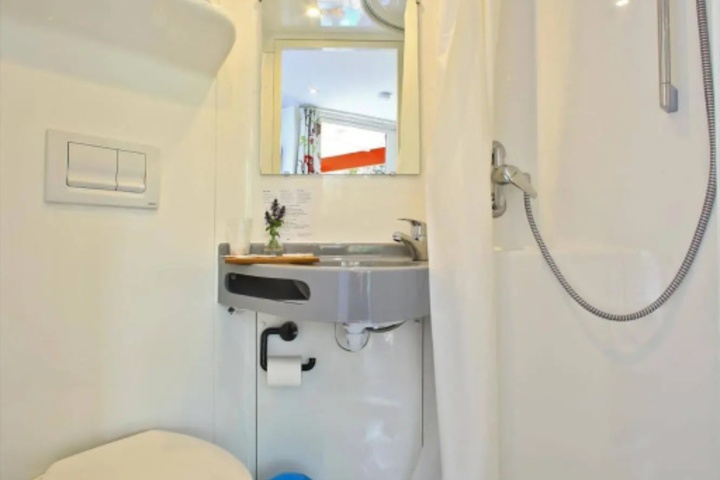 Clean Restrooms