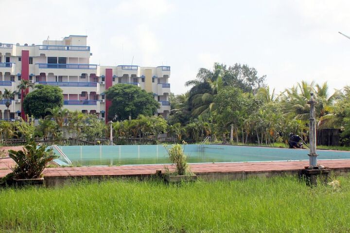 Pool 16 of 65