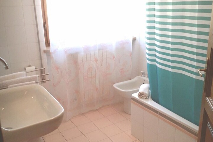 Room 15 of 24