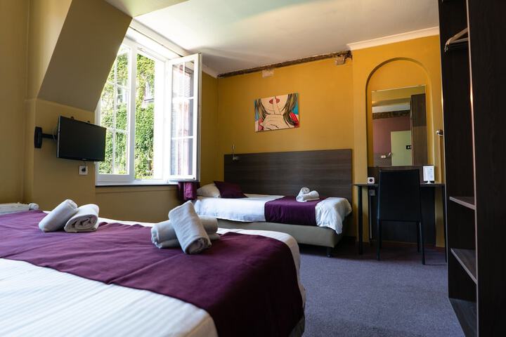 Room 10 of 53