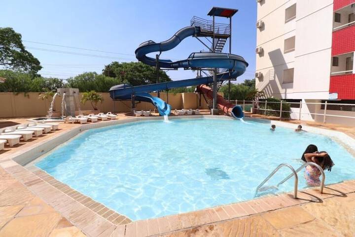 Pool 7 of 10