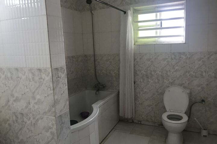 Room 20 of 29