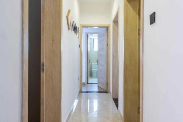 Room 14 of 28