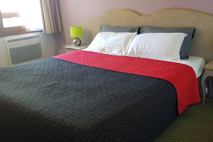 Room 13 of 23