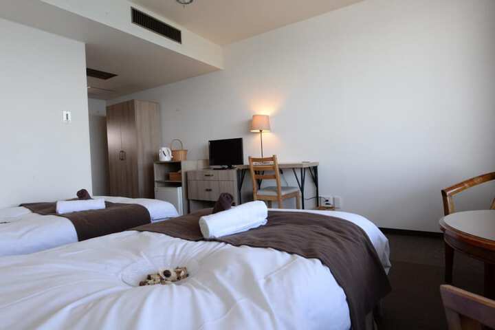 Room 14 of 42