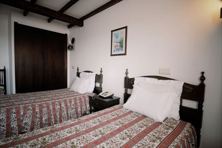 Room 13 of 49