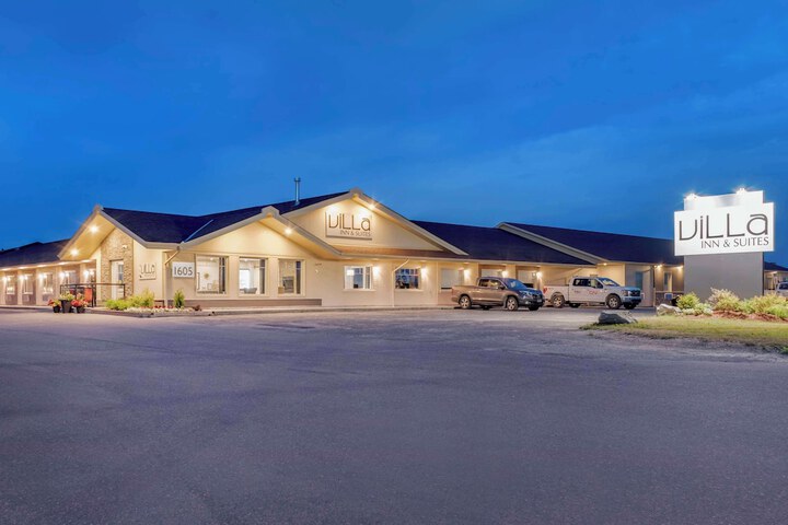 Villa Inn &  Suites SureStay Collection by Best Western in Hearst, ON