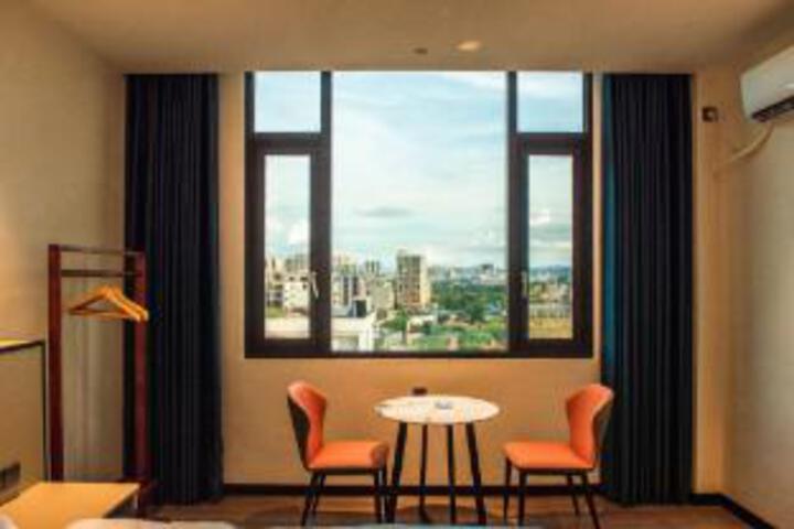 Room 21 of 23