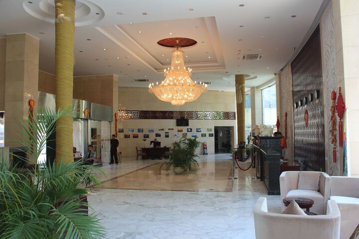 Hotel Lobby