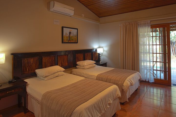Room 9 of 49