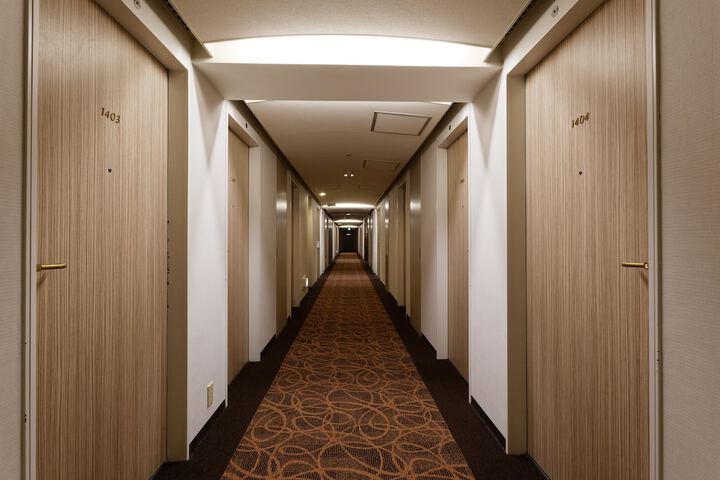 Ballroom/Hall 15 of 25