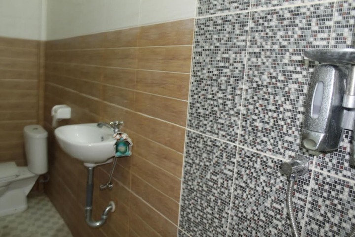 Room 18 of 27