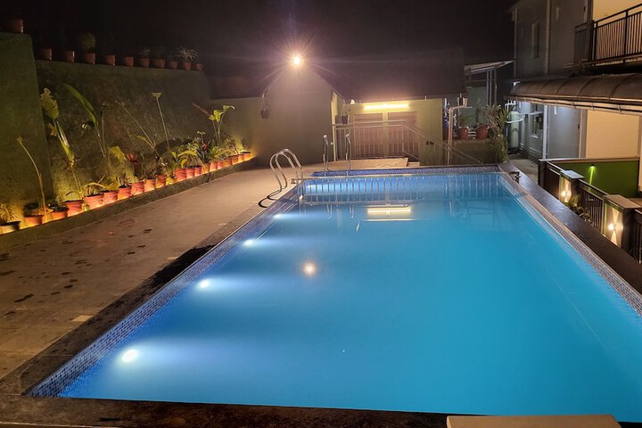 Pool 70 of 134