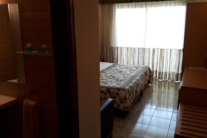 Room 10 of 81
