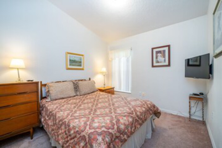 Room 222 of 253