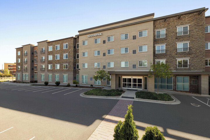Hotel 142 of 144