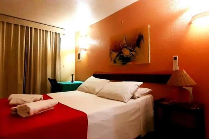 Room 14 of 36