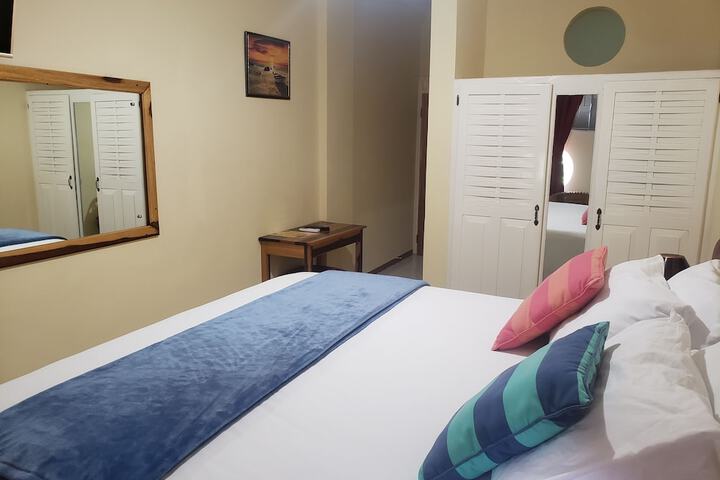 Room 14 of 78