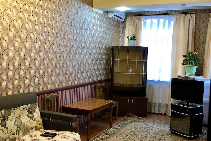 Room 15 of 19