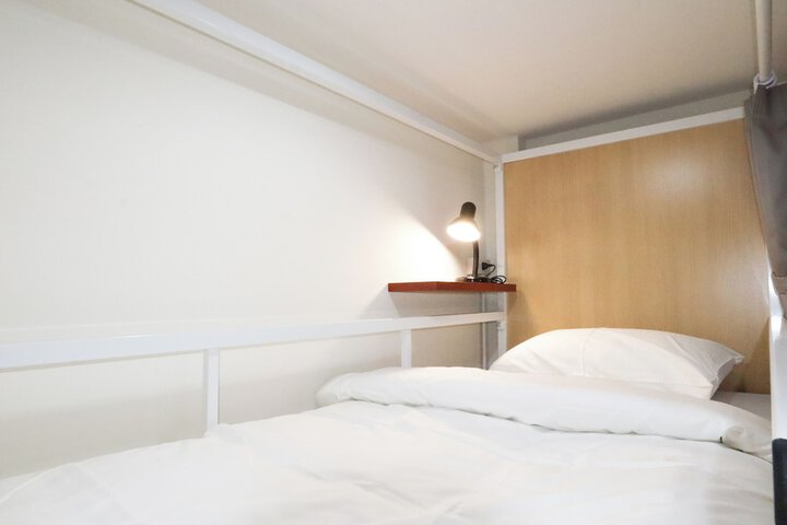 Room 47 of 76