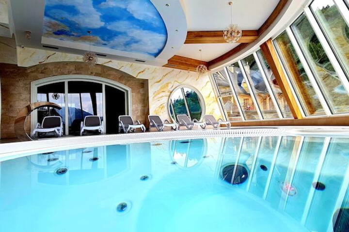 Photo of KRUPÓWKA MOUNTAIN RESORT - Widokowy hotel z basenami i wellness