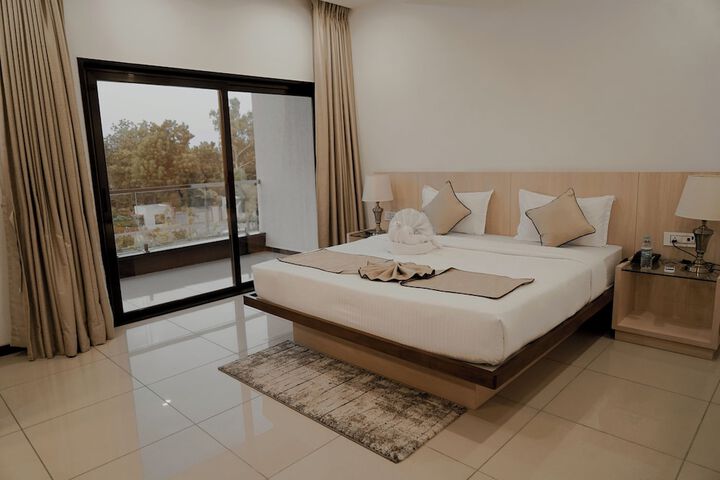 Room 5 of 26