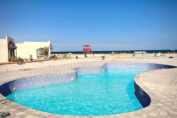 Pool 6 of 12
