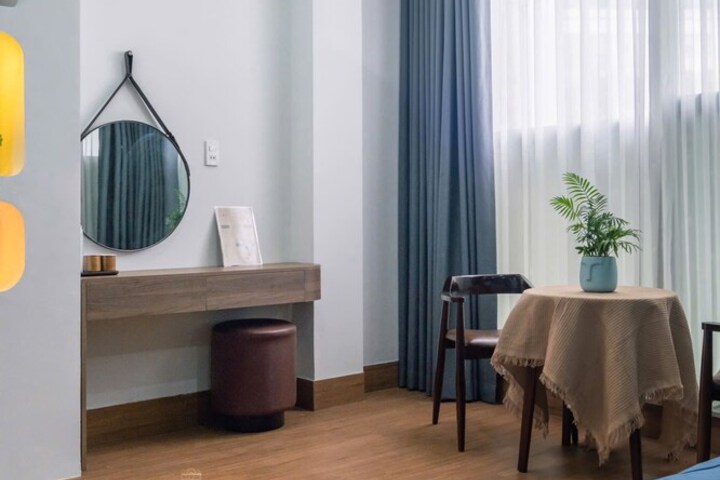 Room 25 of 44