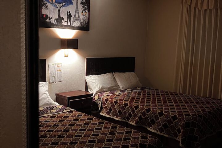 Room 13 of 41