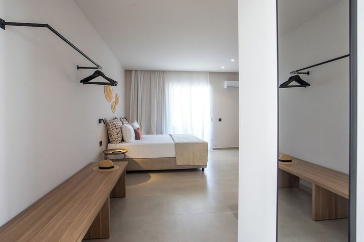 Room 14 of 53