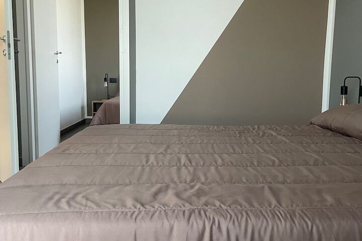Room 16 of 35