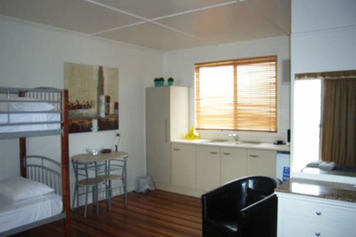 Room 4 of 19