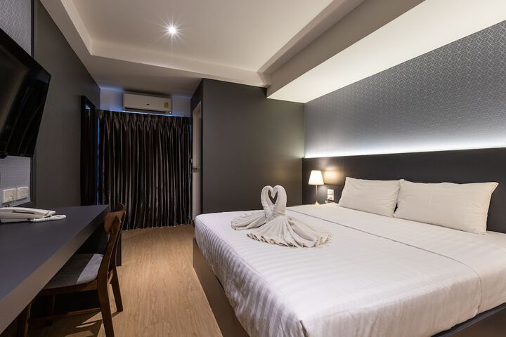 Room 32 of 56