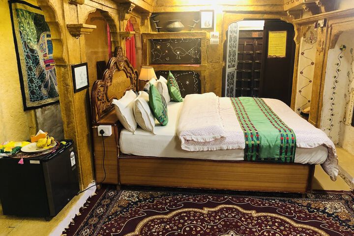 Room 5 of 54