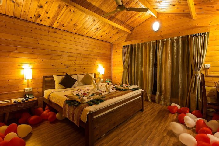 Room 3 of 40