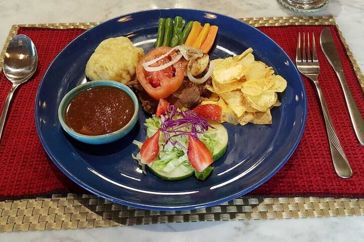 Dining 38 of 53