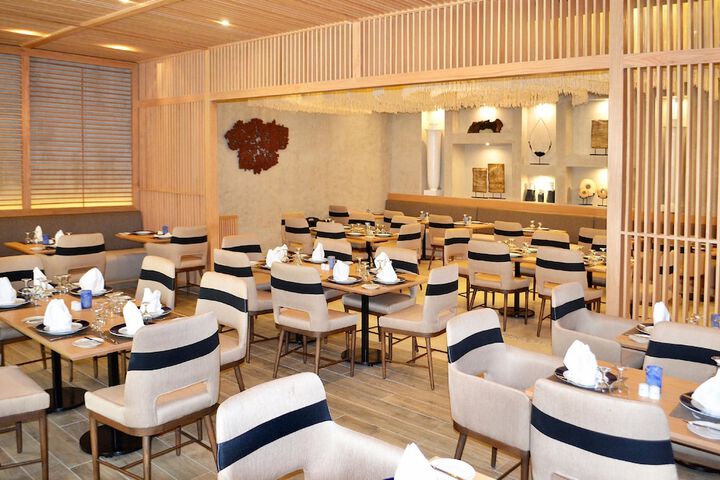 Dining 109 of 209