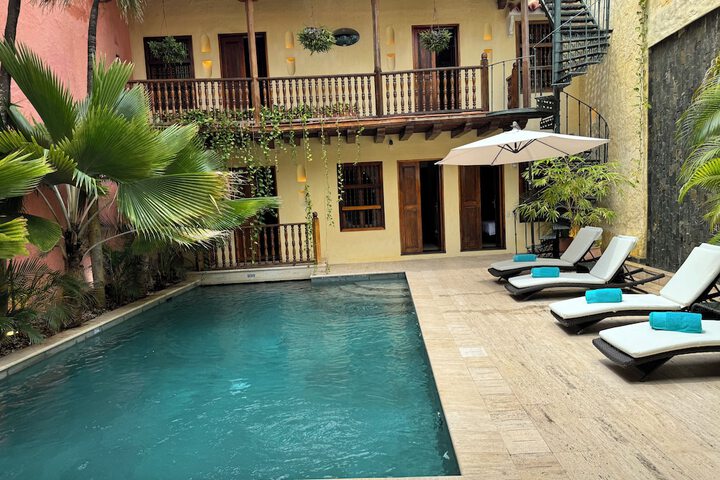 Pool 50 of 59