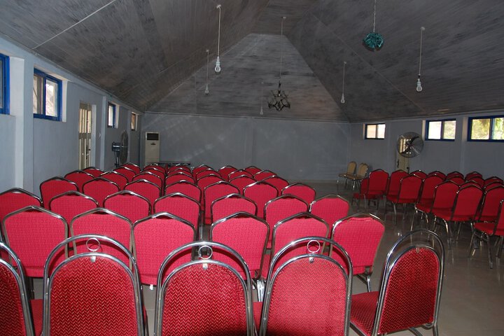 Ballroom/Hall 22 of 23