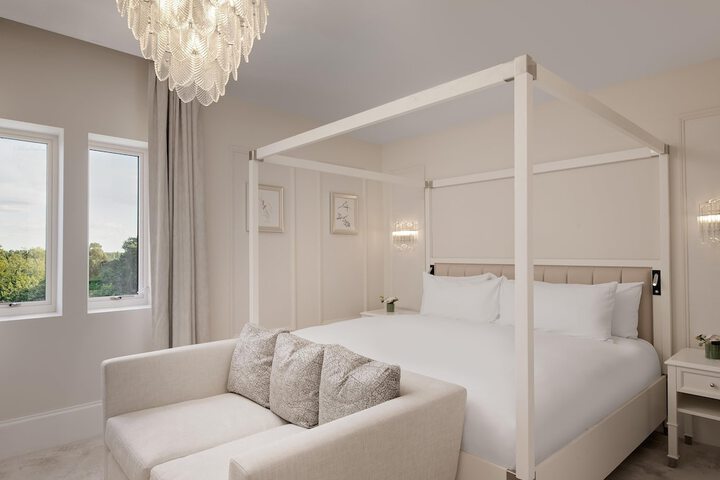 Room 21 of 188